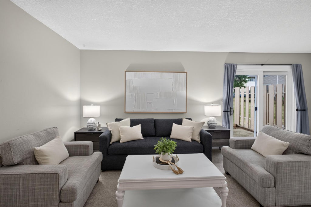 Photo of 456 Dorland Court S, Maplewood, MN 55119 (MLS # 7144180)