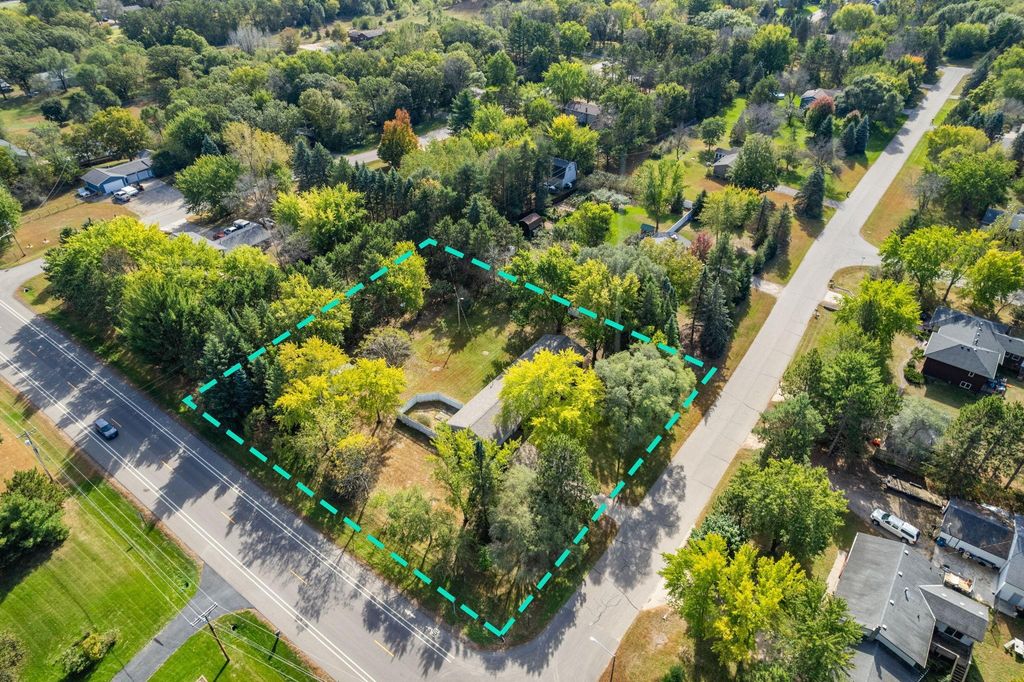 Photo of 16661 Dolomite Street NW, Anoka, MN 55303 (MLS # 7032594)