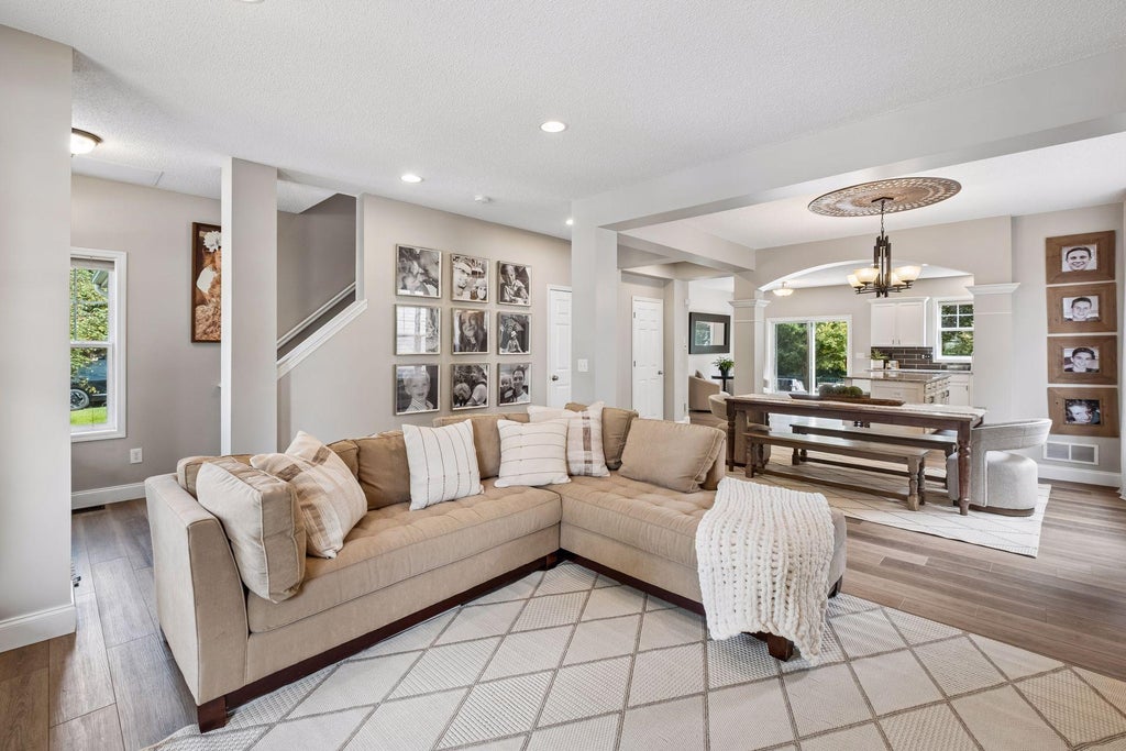 Photo of 2374 Molnau Court, Chaska, MN 55318 (MLS # 7137049)