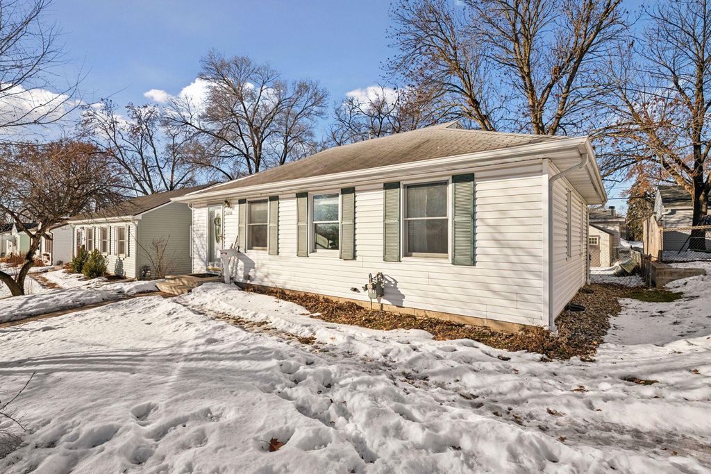 Photo of 6808 Upton Avenue S, Richfield, MN 55423 (MLS # 7009270)