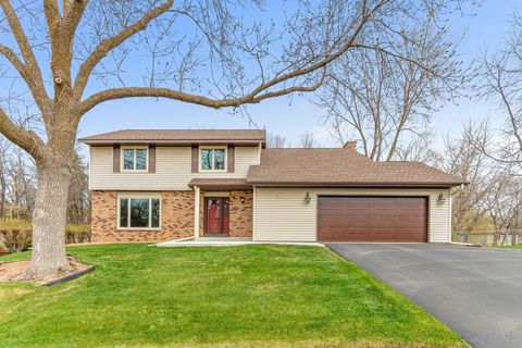 8445 135th Street W Apple Valley MN 55124