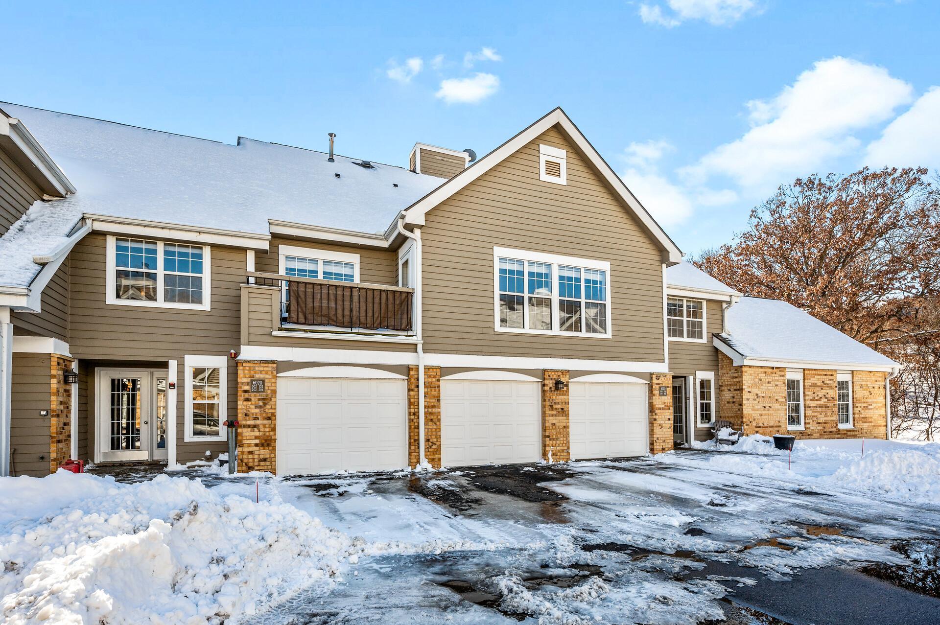 6020 Chasewood Parkway 203