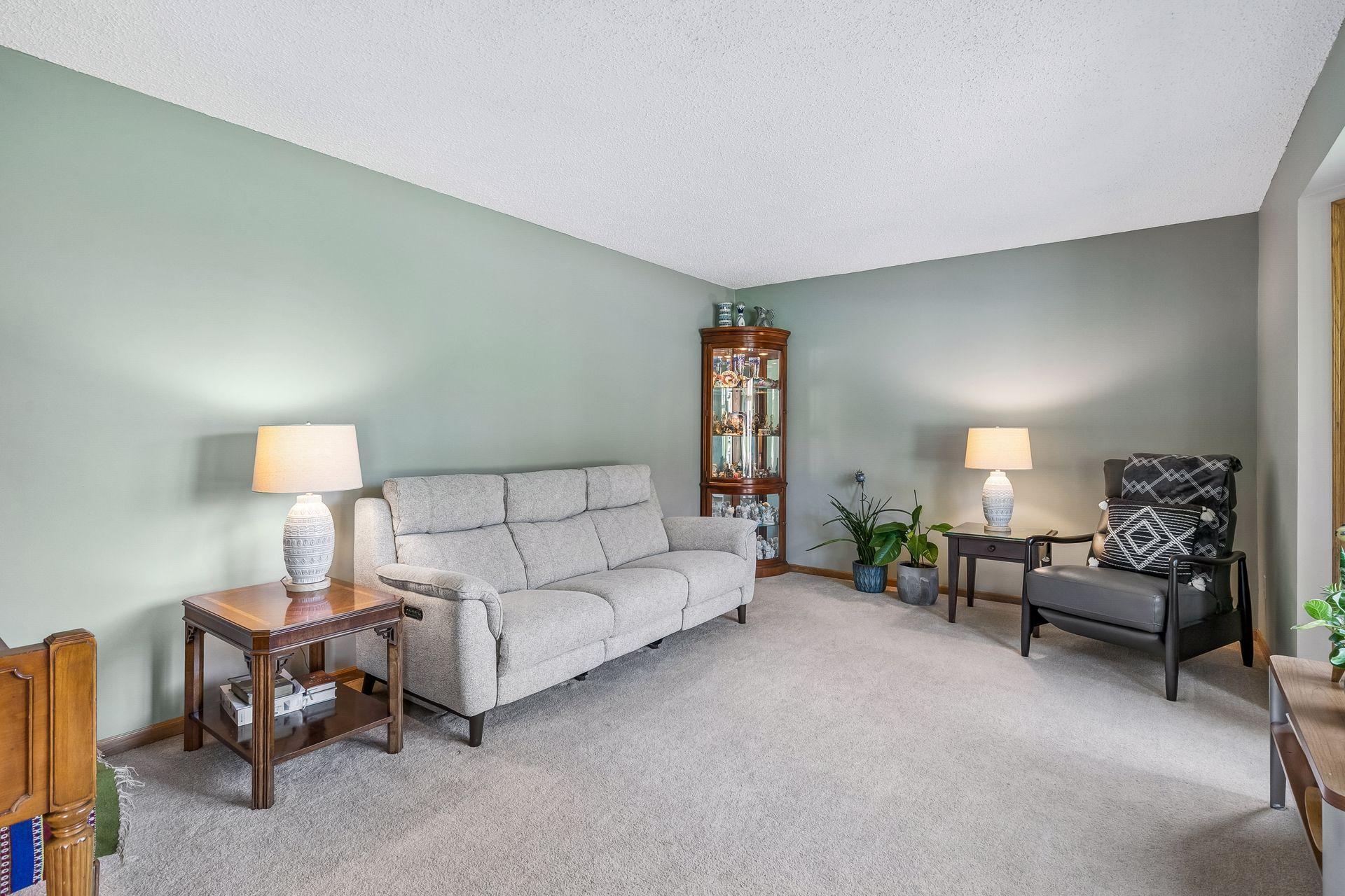 1635 Mallard Circle