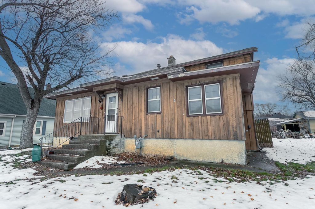 Photo of 1140 Sturtevant Street, Red Wing, MN 55066 (MLS # 7007078)