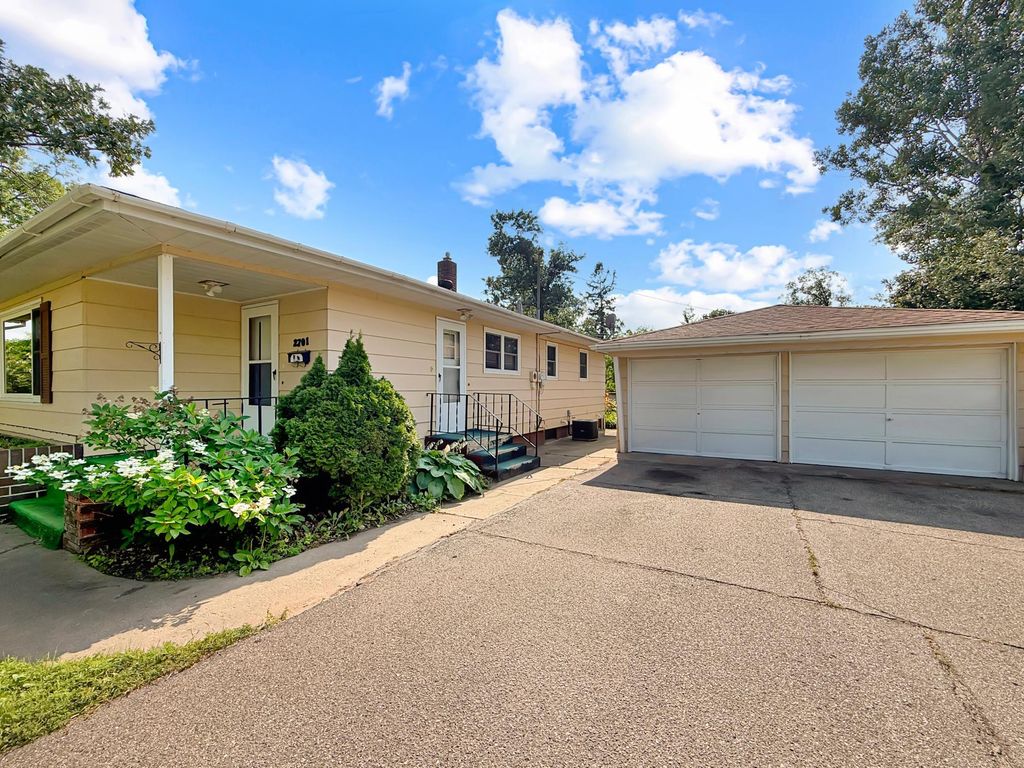 Photo of 2701 Bemidji Avenue N, Bemidji, MN 56601 (MLS # 7115030)