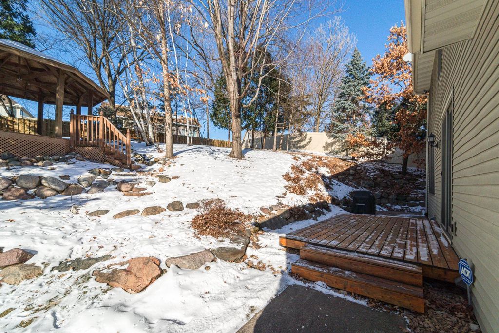 Photo of 5903 Bryant Lane, Inver Grove Heights, MN 55076 (MLS # 7014701)