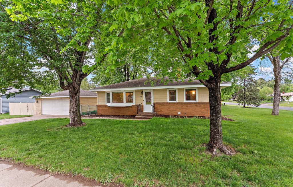 Photo of 1691 4th Street, White Bear Lake, MN 55110 (MLS # 7079973)