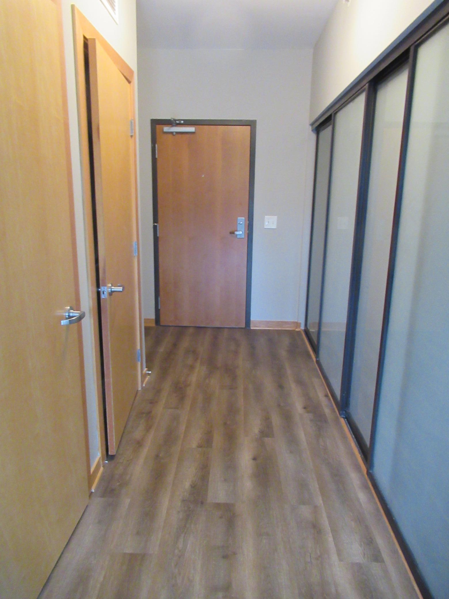 15 E Franklin Avenue 313