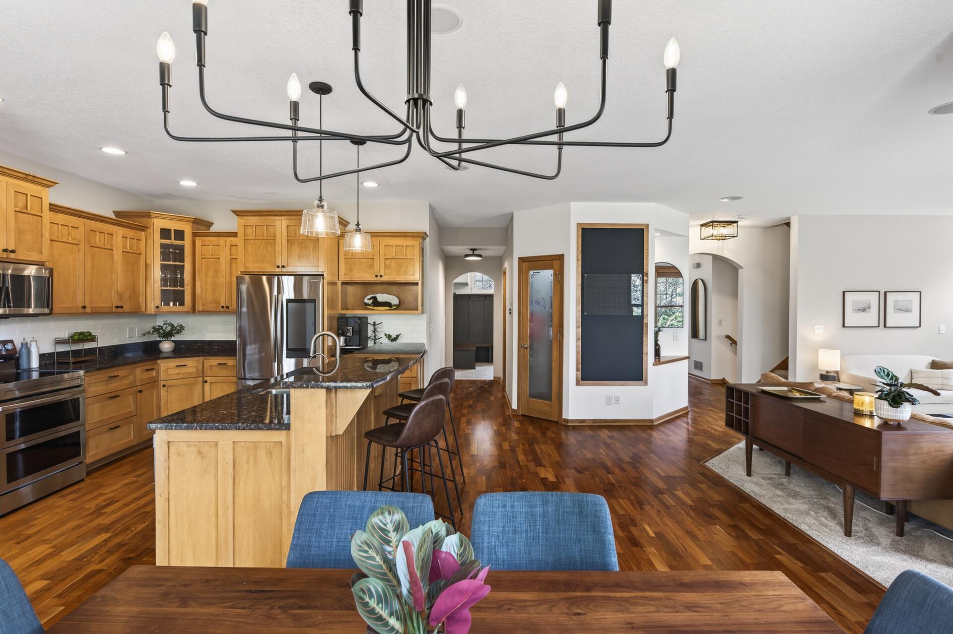 2344 Fieldstone Curve