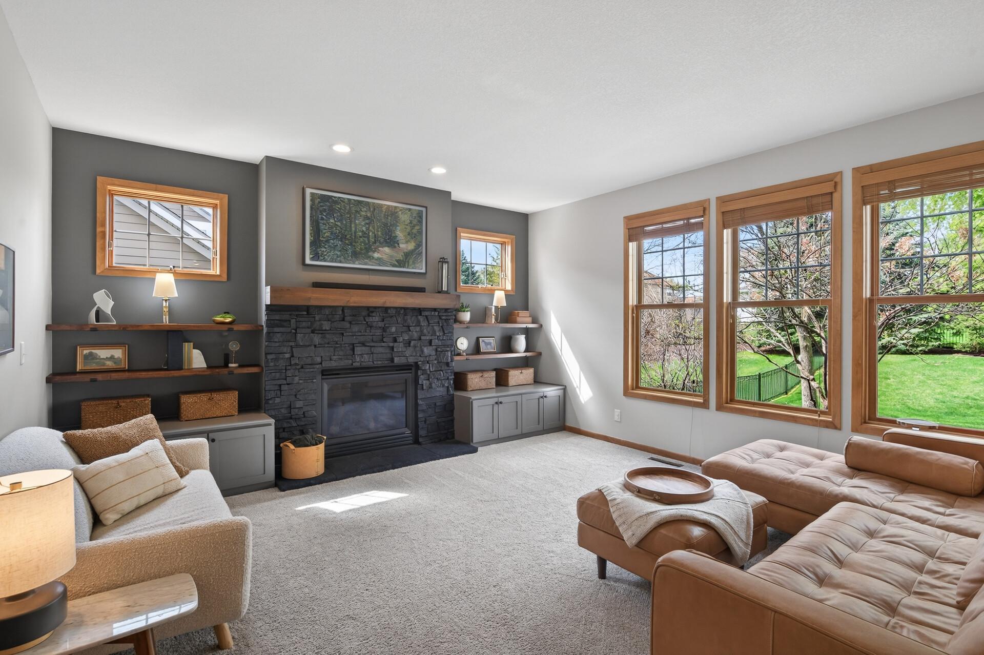 2344 Fieldstone Curve