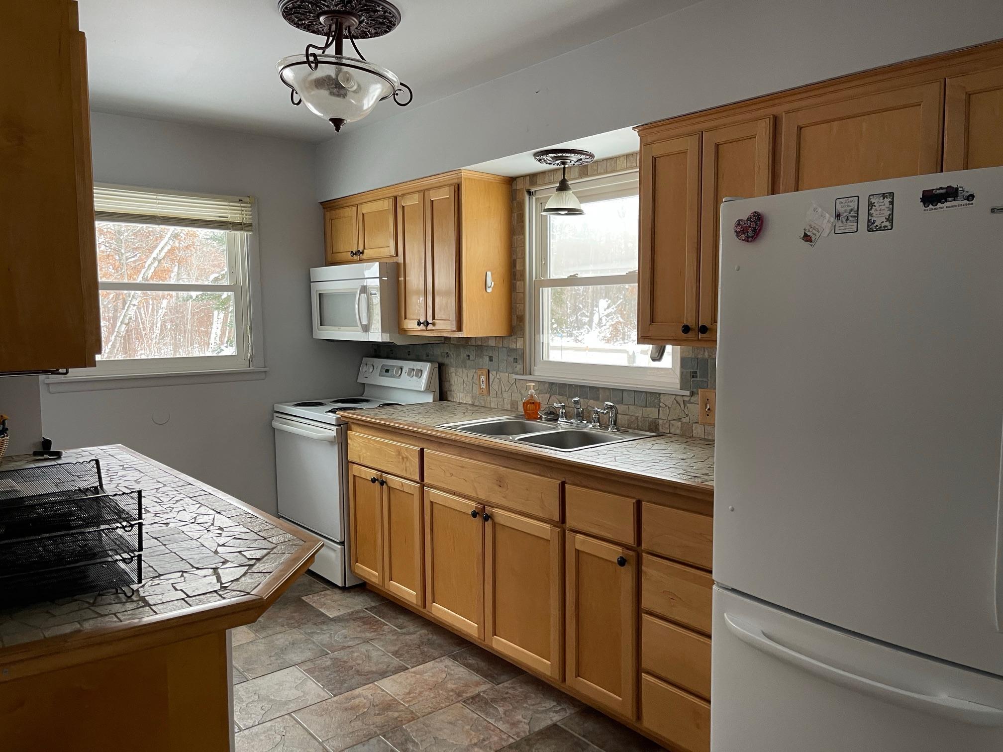 4564 Green Gables Road