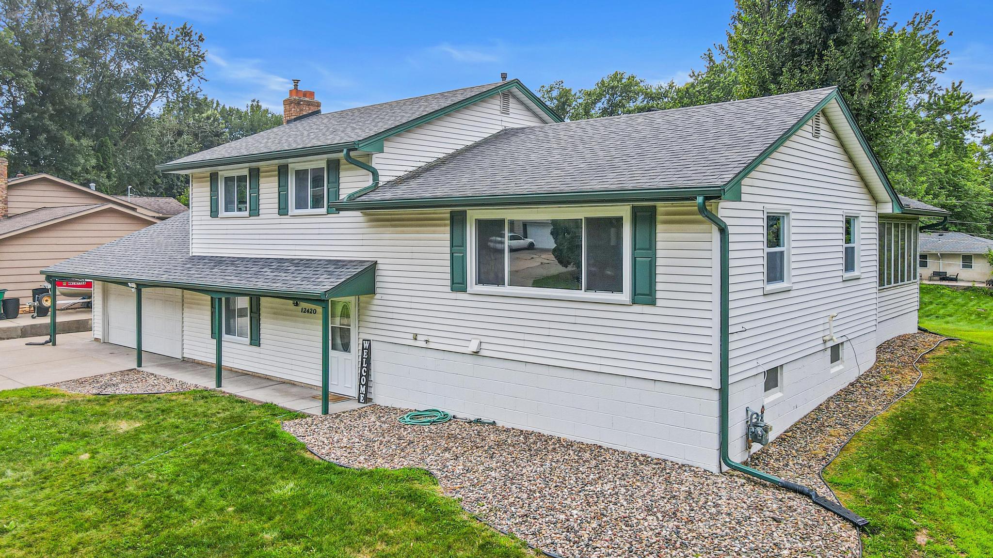 12420 Chippewa Lane
