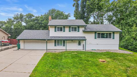 12420 Chippewa Lane Burnsville MN 55337