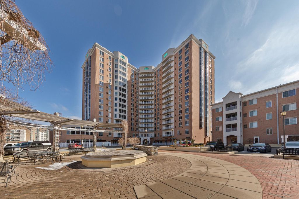 Photo of 6600 Lyndale Avenue S #508, Richfield, MN 55423 (MLS # 7041017)