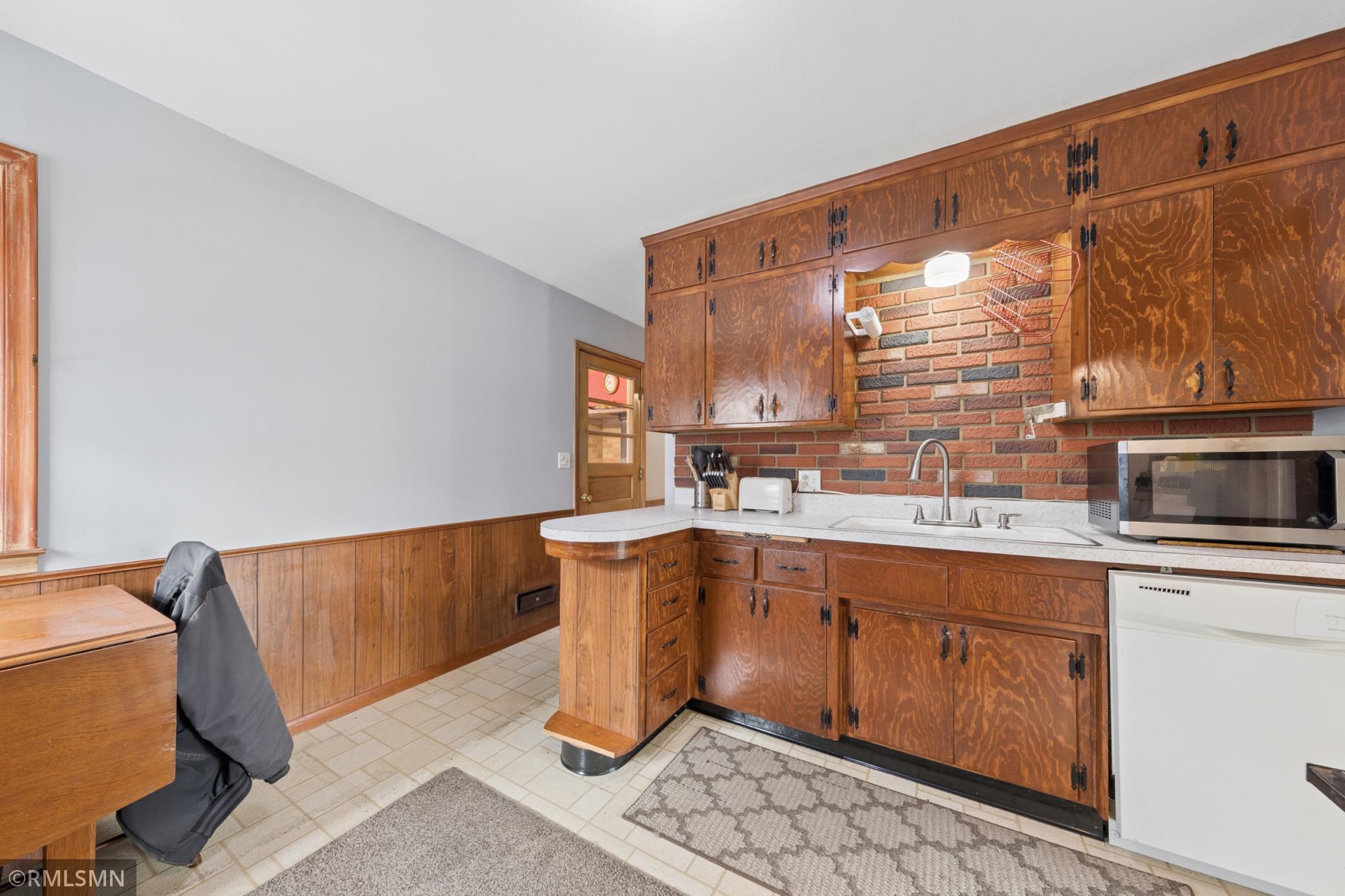 8238 Oakland Avenue S