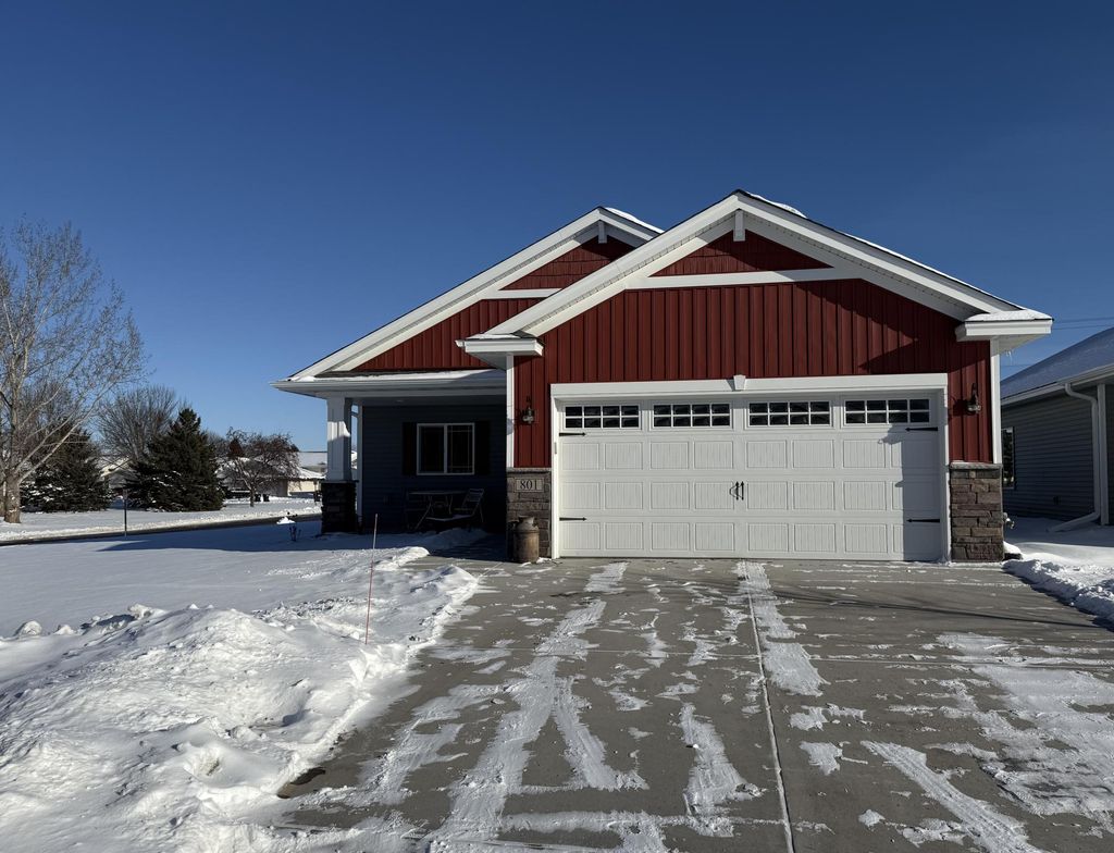 Photo of 801 Golden Way NW, Isanti, MN 55040 (MLS # 6826300)