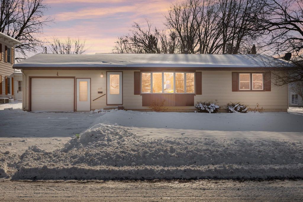 Photo of 455 E 4th Street, Zumbrota, MN 55992 (MLS # 6780498)