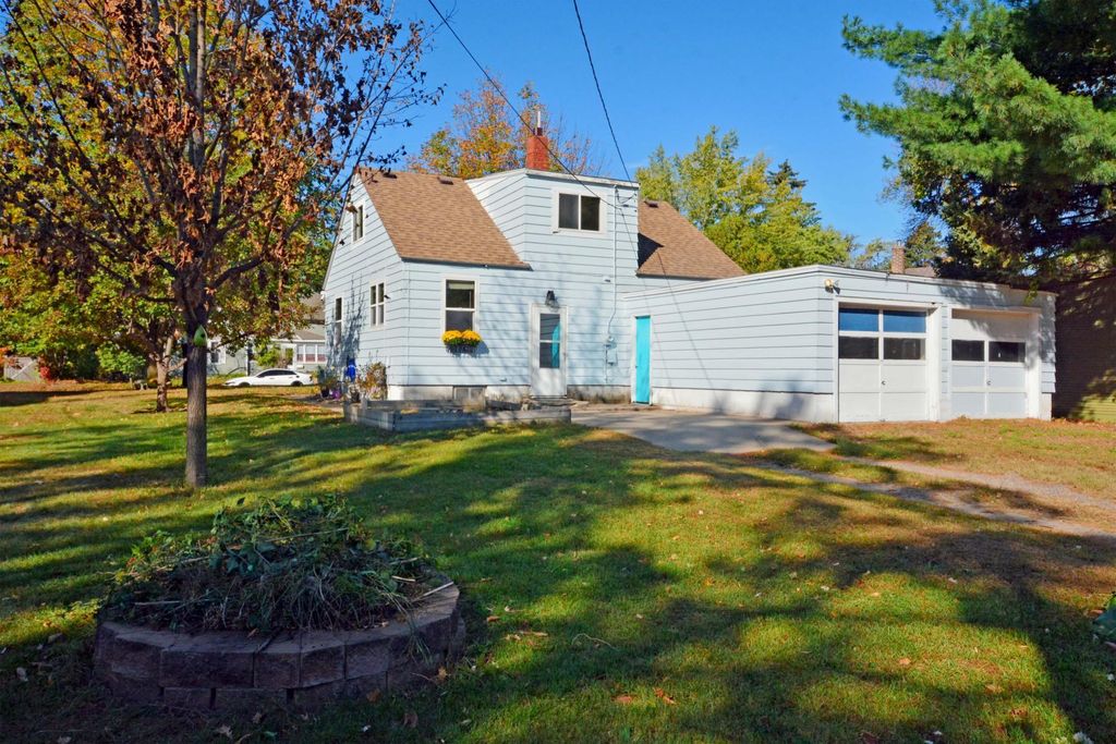 Photo of 644 5th Avenue SE, Saint Cloud, MN 56304 (MLS # 6801653)