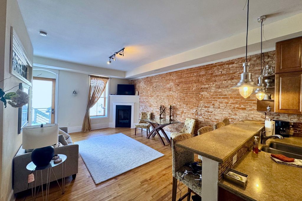 Photo of 212 Main Street W #2, Wabasha, MN 55981 (MLS # 7005908)