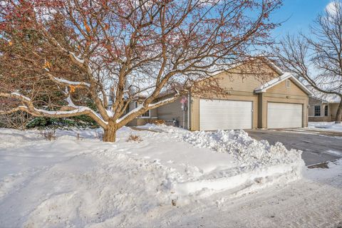 2121 Southwind Road Maplewood MN 55109