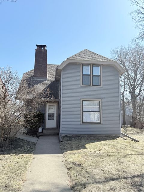 338 Cleveland Avenue N Saint Paul MN 55104