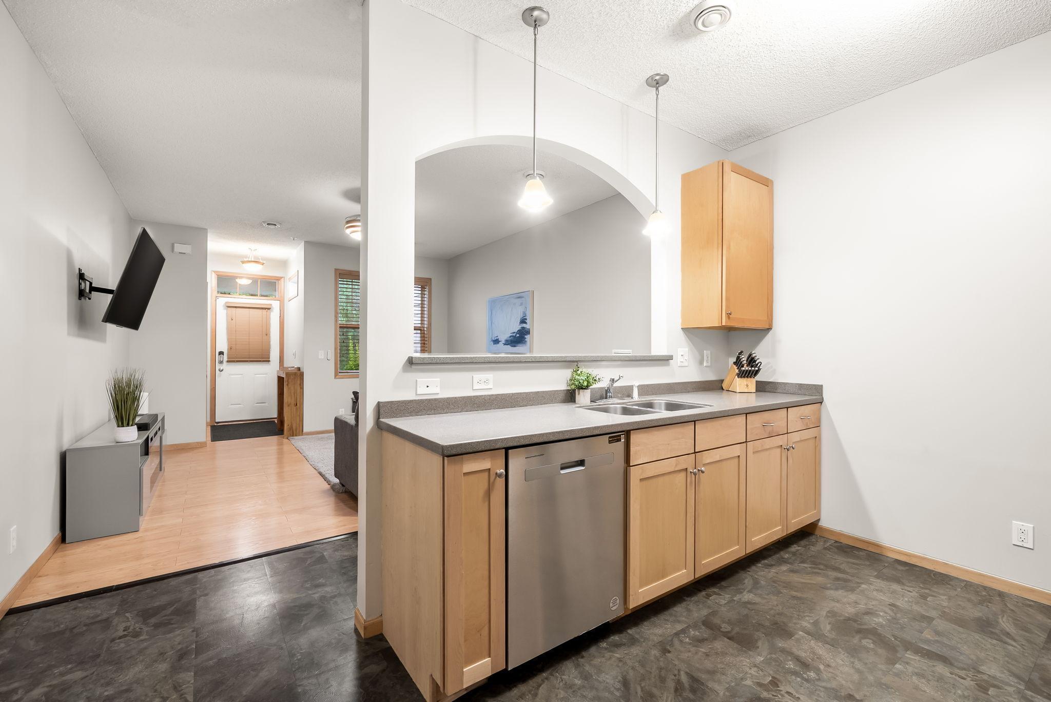 514 W 84th Street