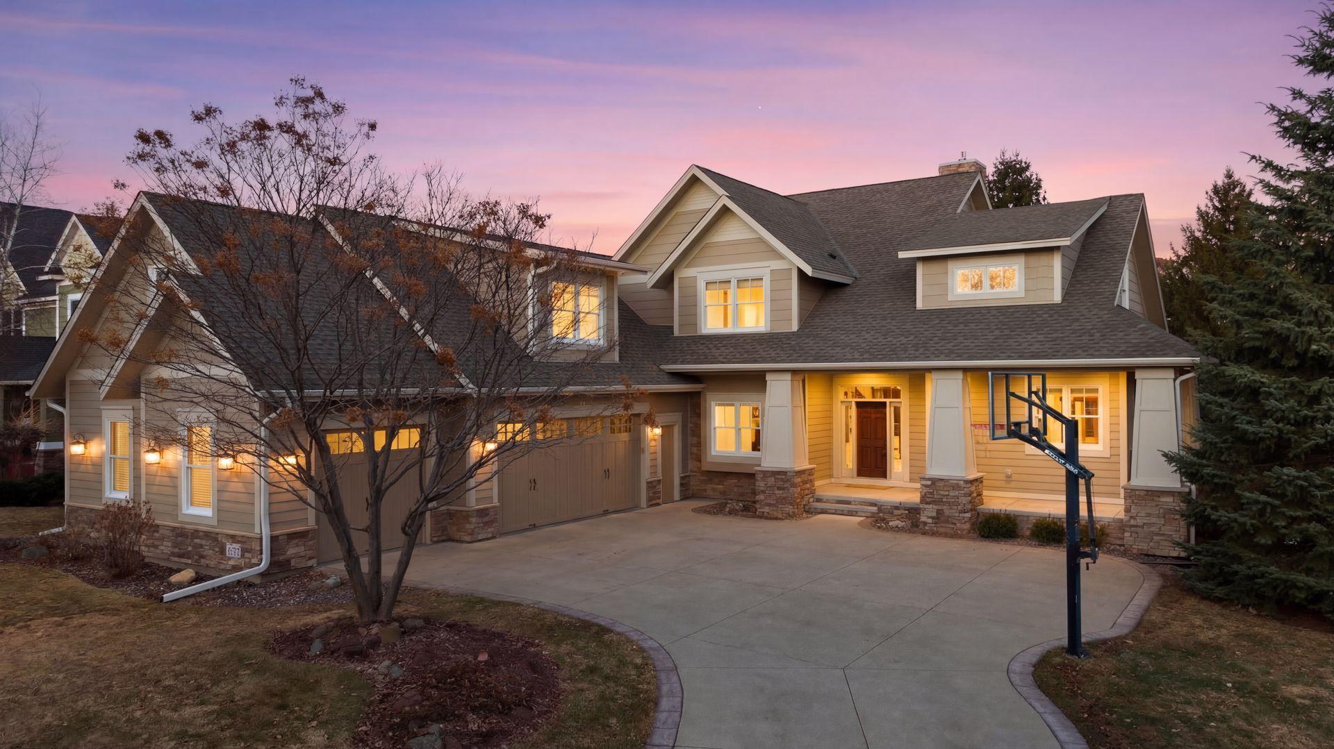 2655 Cottage Grove Place