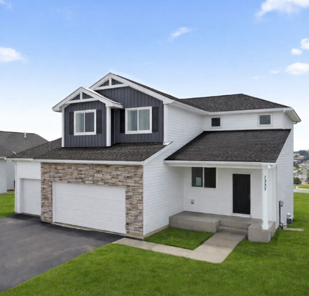 Photo of 1337 Orchid Way, New Richmond, WI 54017 (MLS # 7066616)
