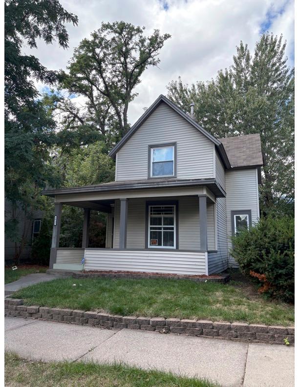 Photo of 2927 Girard Avenue N, Minneapolis, MN 55411 (MLS # 7080444)