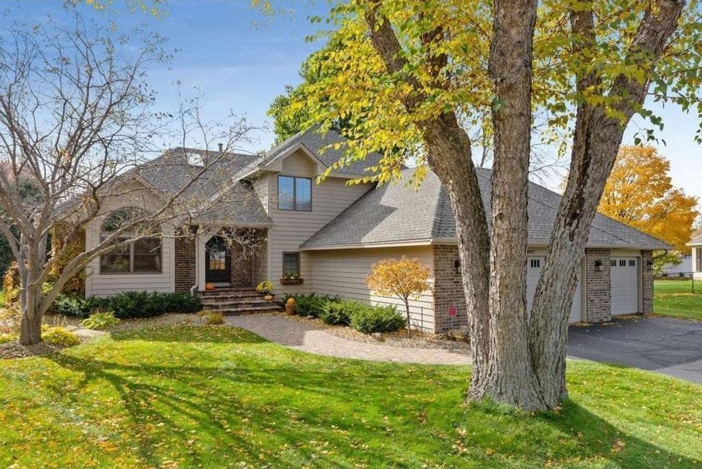 Photo of 8937 Ashley Terrace, Brooklyn Park, MN 55443 (MLS # 7040628)