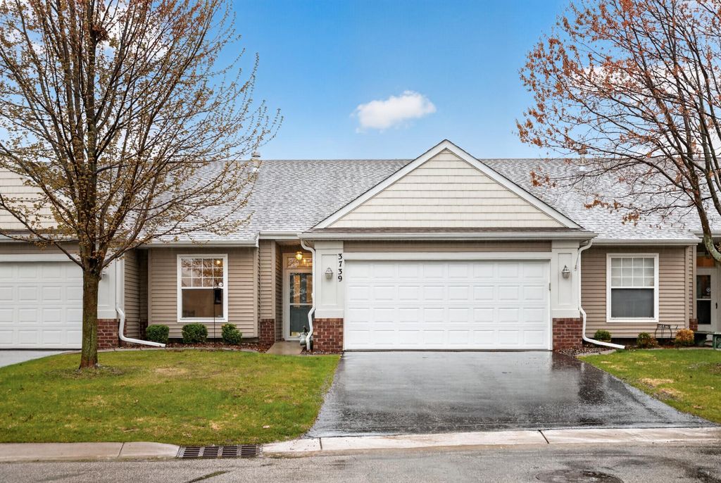 Photo of 3739 Lawndale Lane N, Plymouth, MN 55446 (MLS # 7004683)