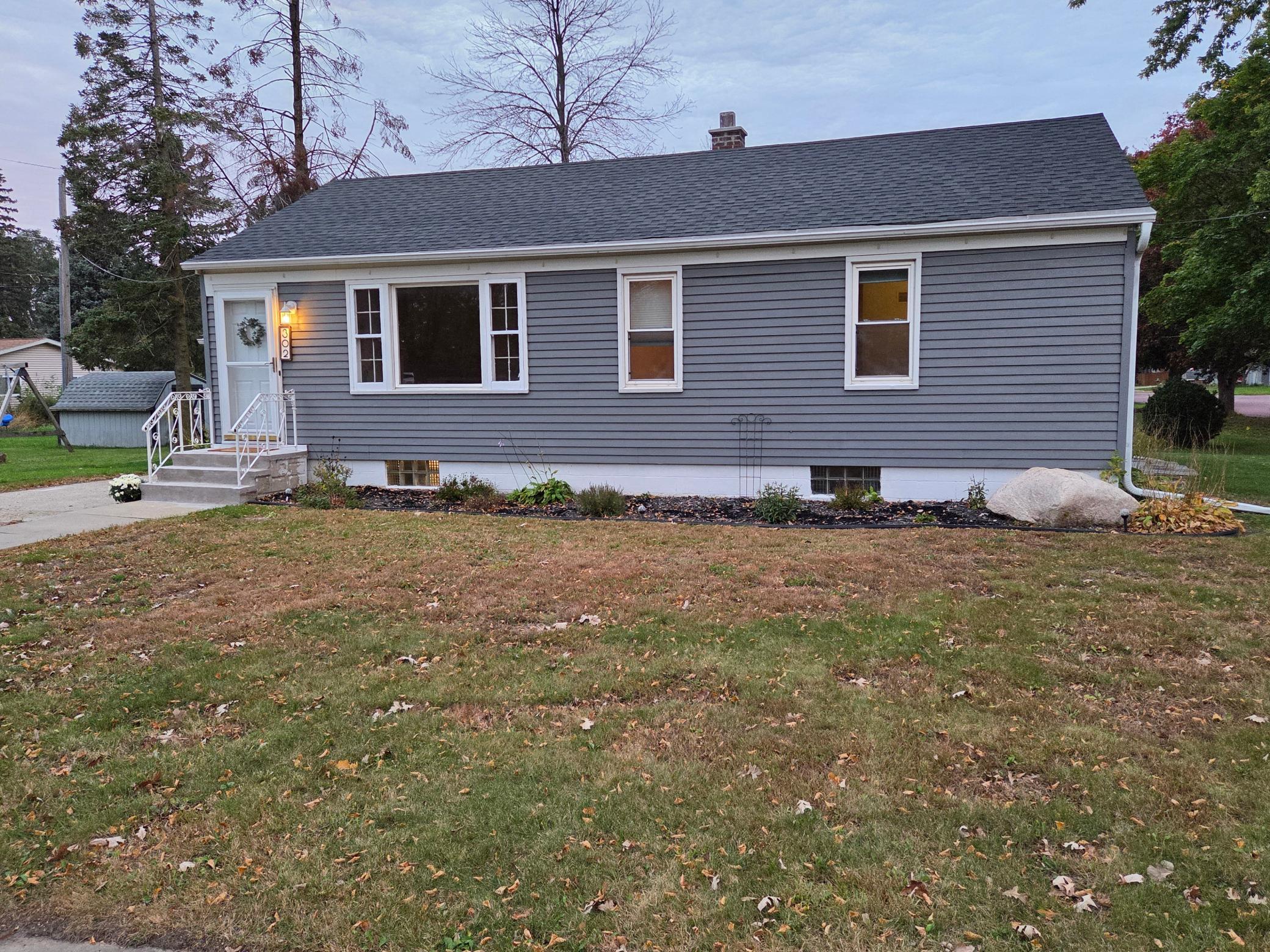 302 W Main Street
