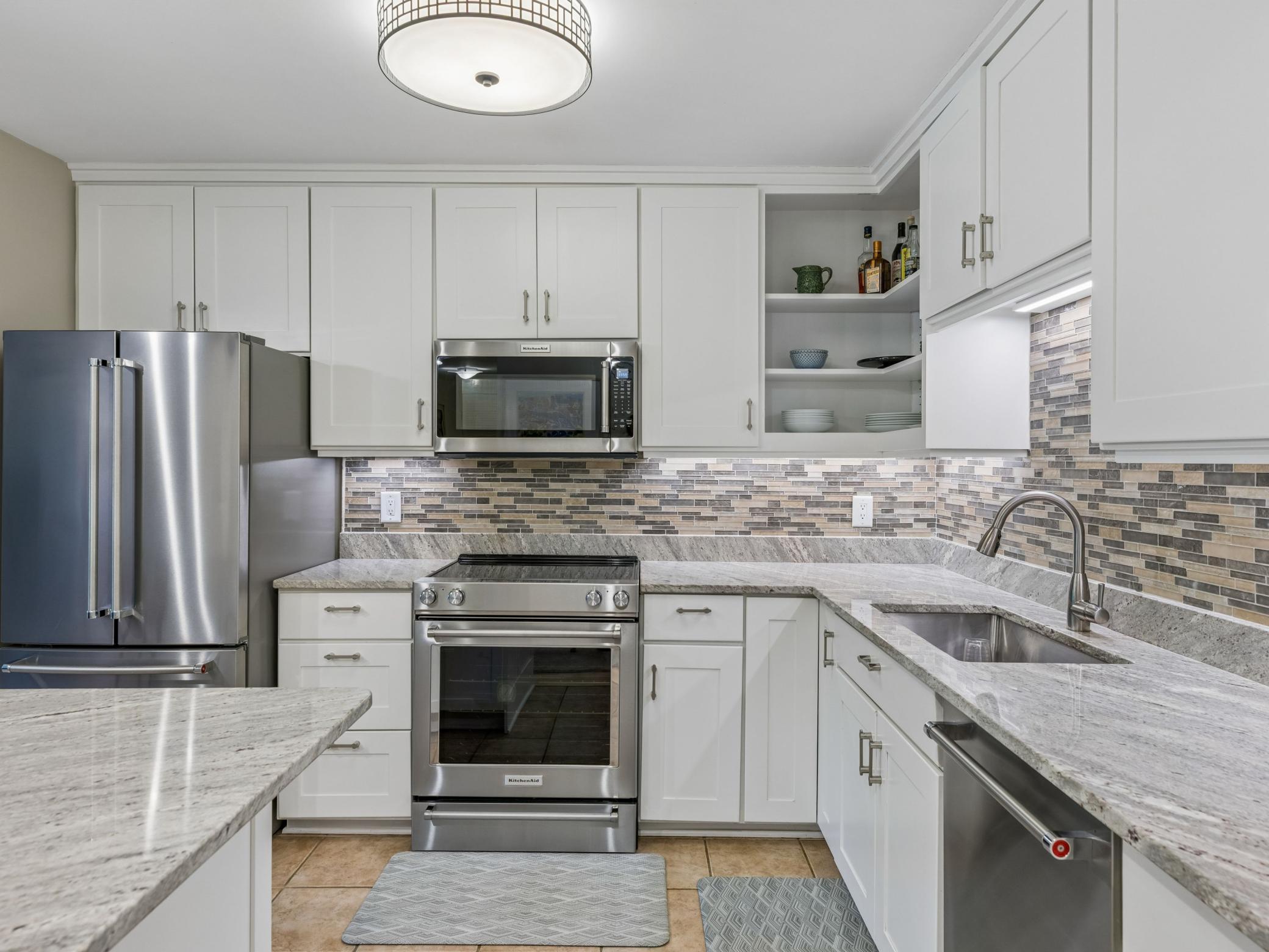 210 W Grant Street 107