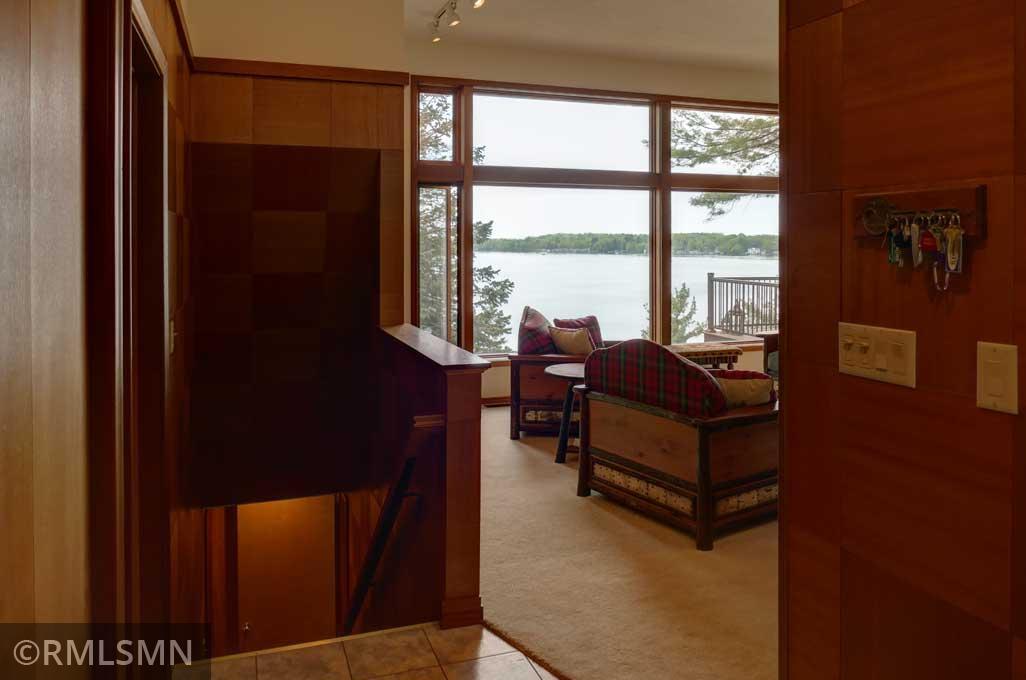 802 Flos Court