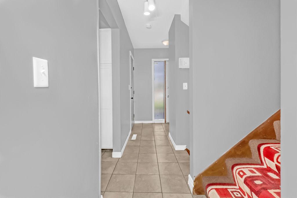 522 Aurora Avenue