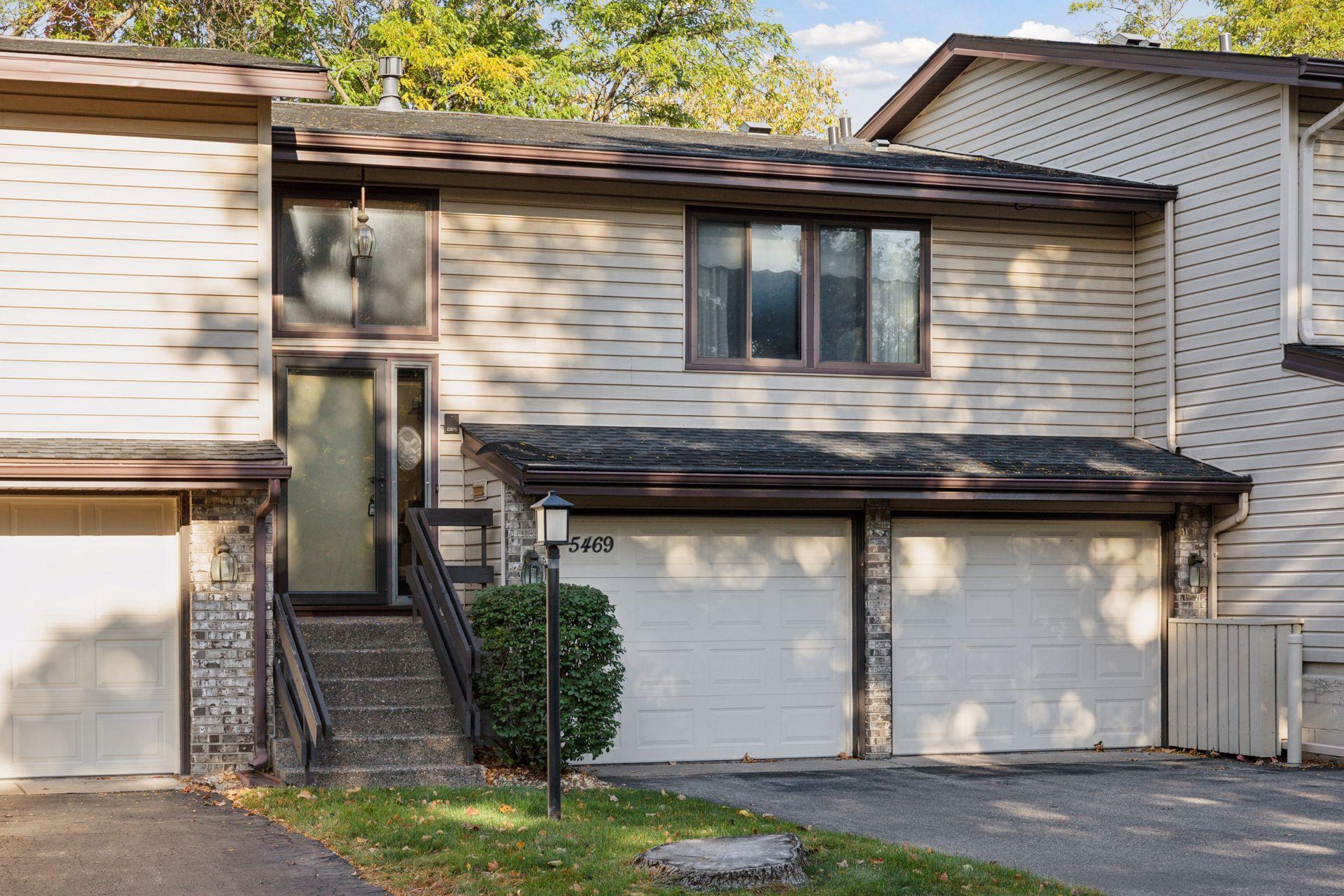 5469 Hyland Courts Drive