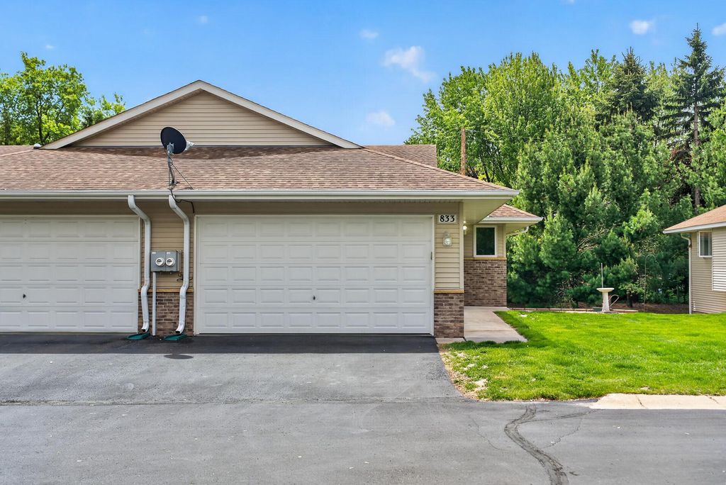 Photo of 833 White Oak Court, New Brighton, MN 55112 (MLS # 7078468)