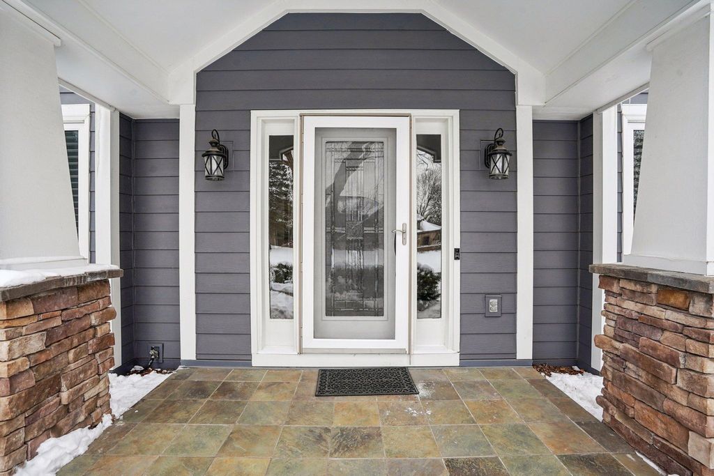 Photo of 13518 Kerry Lane, Eden Prairie, MN 55346 (MLS # 7037126)