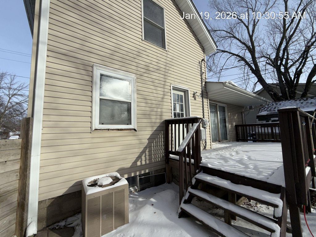 Photo of 117 9th Street NW, Faribault, MN 55021 (MLS # 7013092)