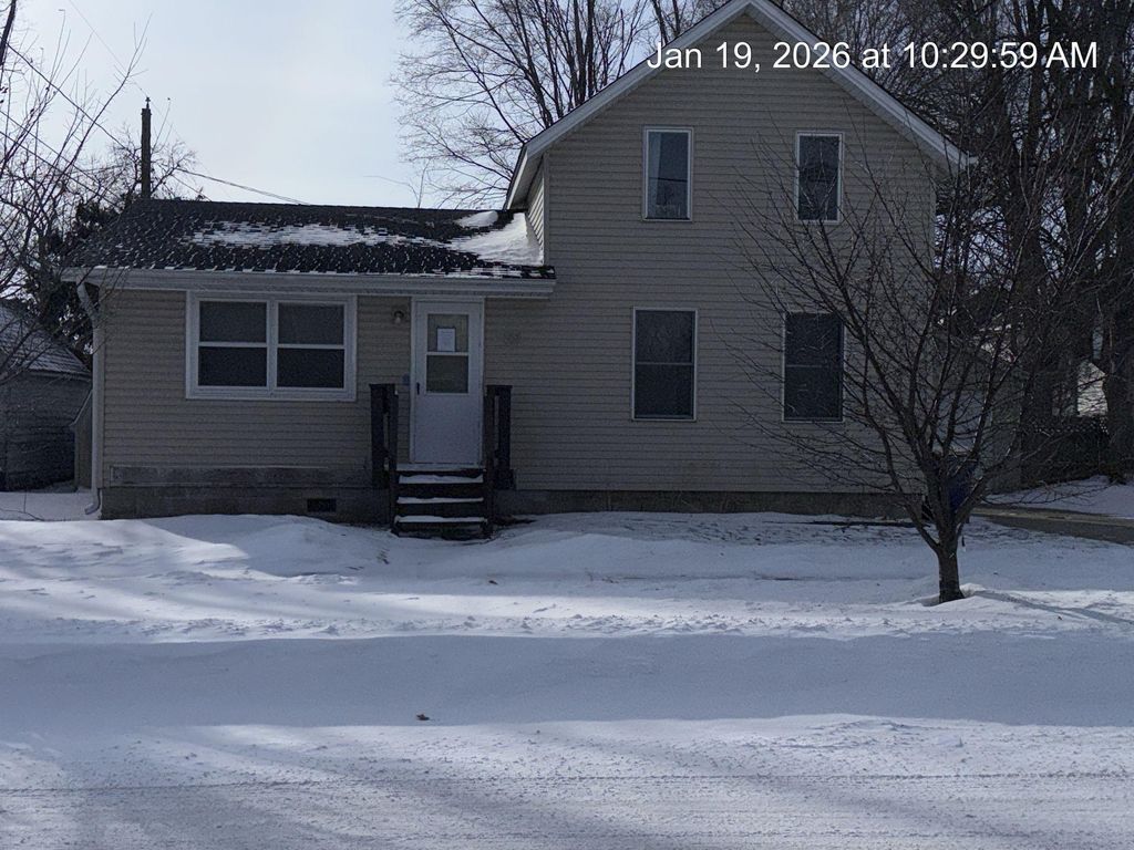 Photo of 117 9th Street NW, Faribault, MN 55021 (MLS # 7013092)