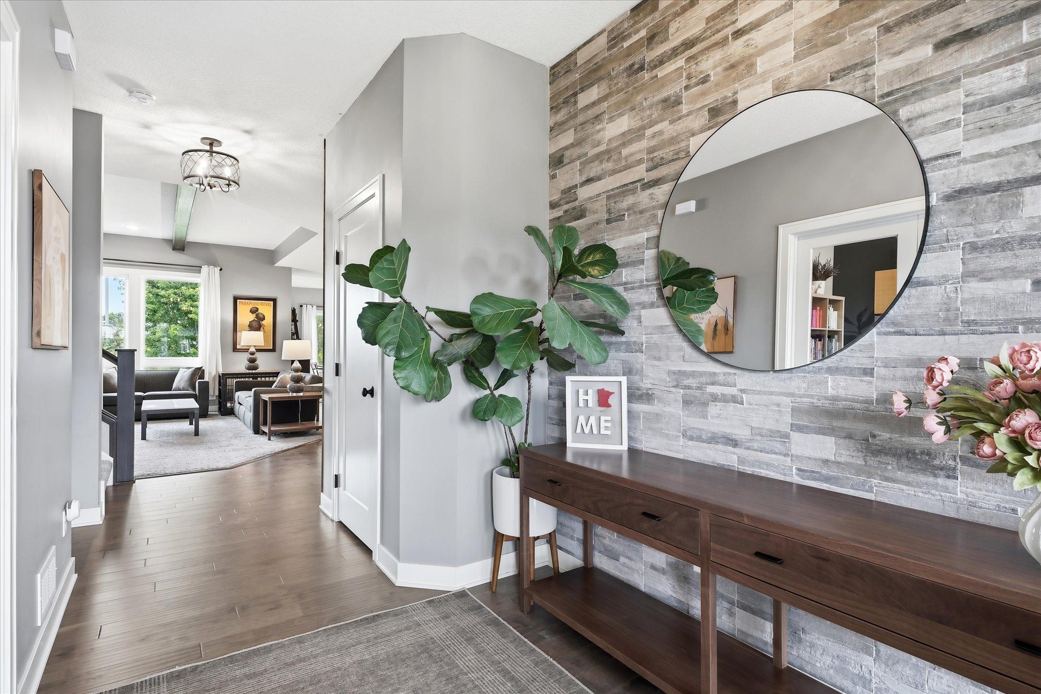 16106 Estate Lane