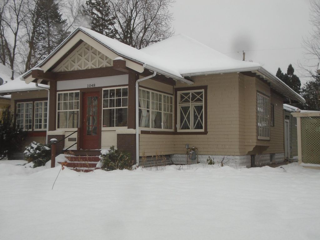 Photo of 1048 Linwood Avenue, Saint Paul, MN 55105 (MLS # 6825338)