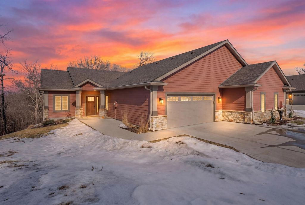 Photo of 468 Panorama Circle NW, Rochester, MN 55901 (MLS # 7021381)