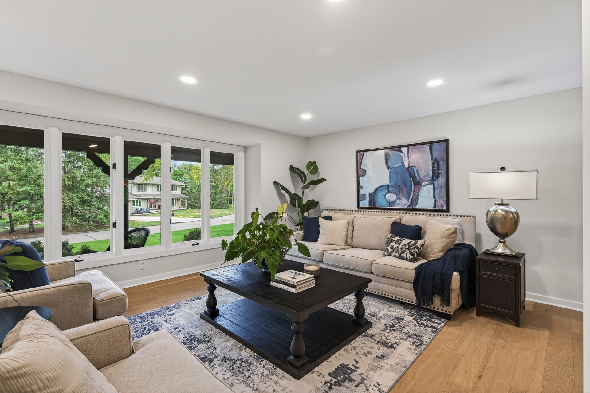 2841 Mayfield Road
