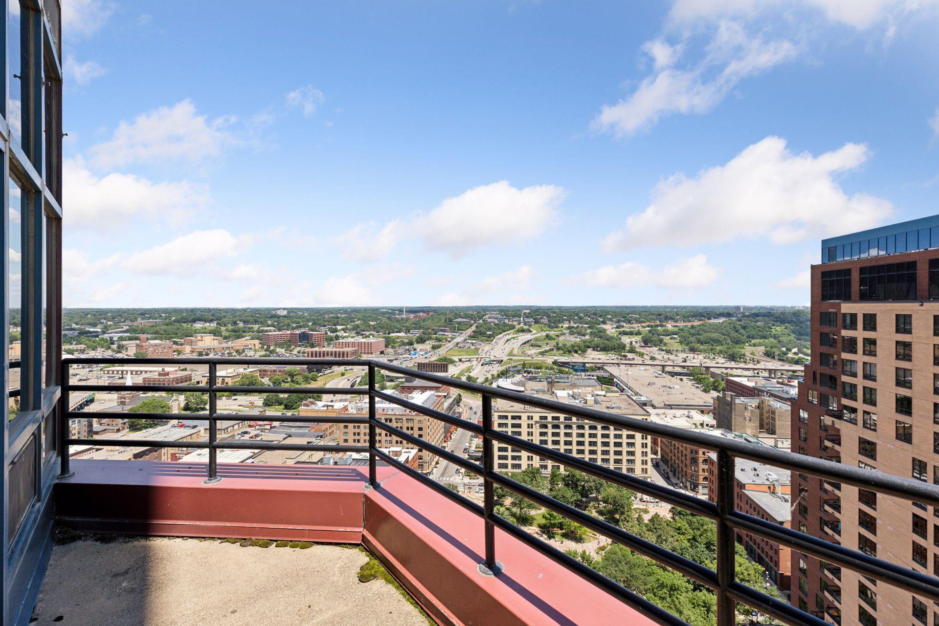 168 E 6th Street E 3004