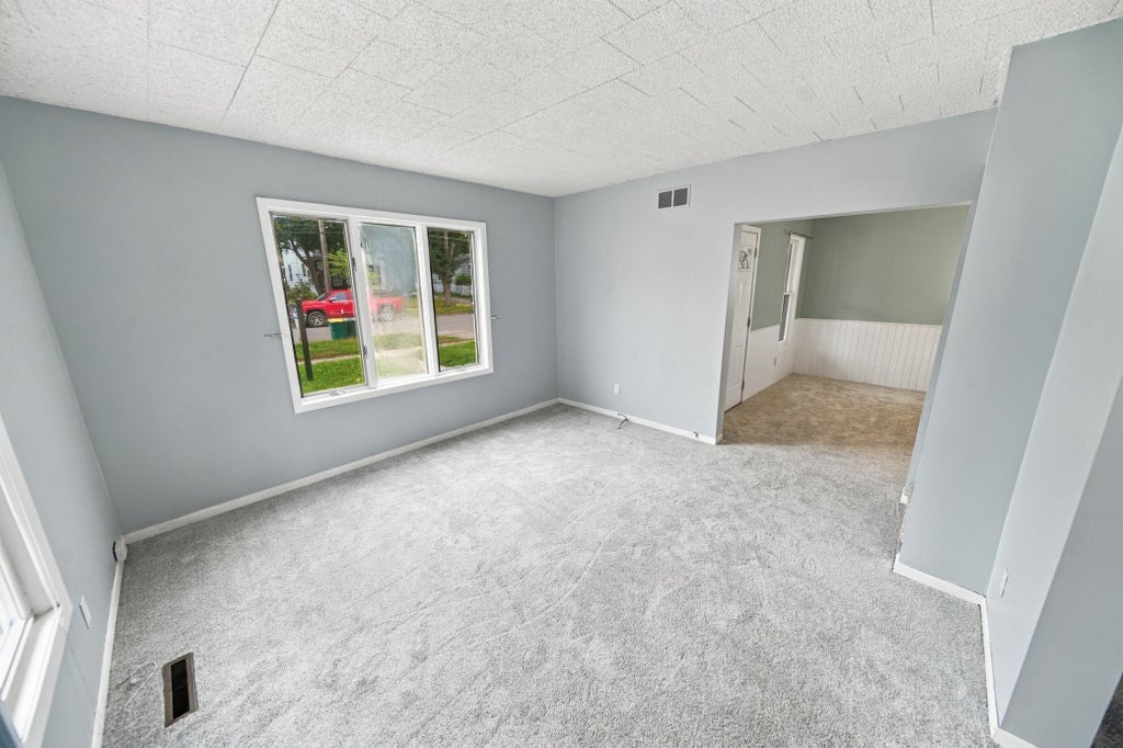 Photo of 125 8th Avenue SE, Rochester, MN 55904 (MLS # 7151455)