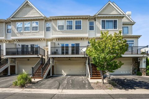 4333 Victor Path 3 Hugo MN 55038