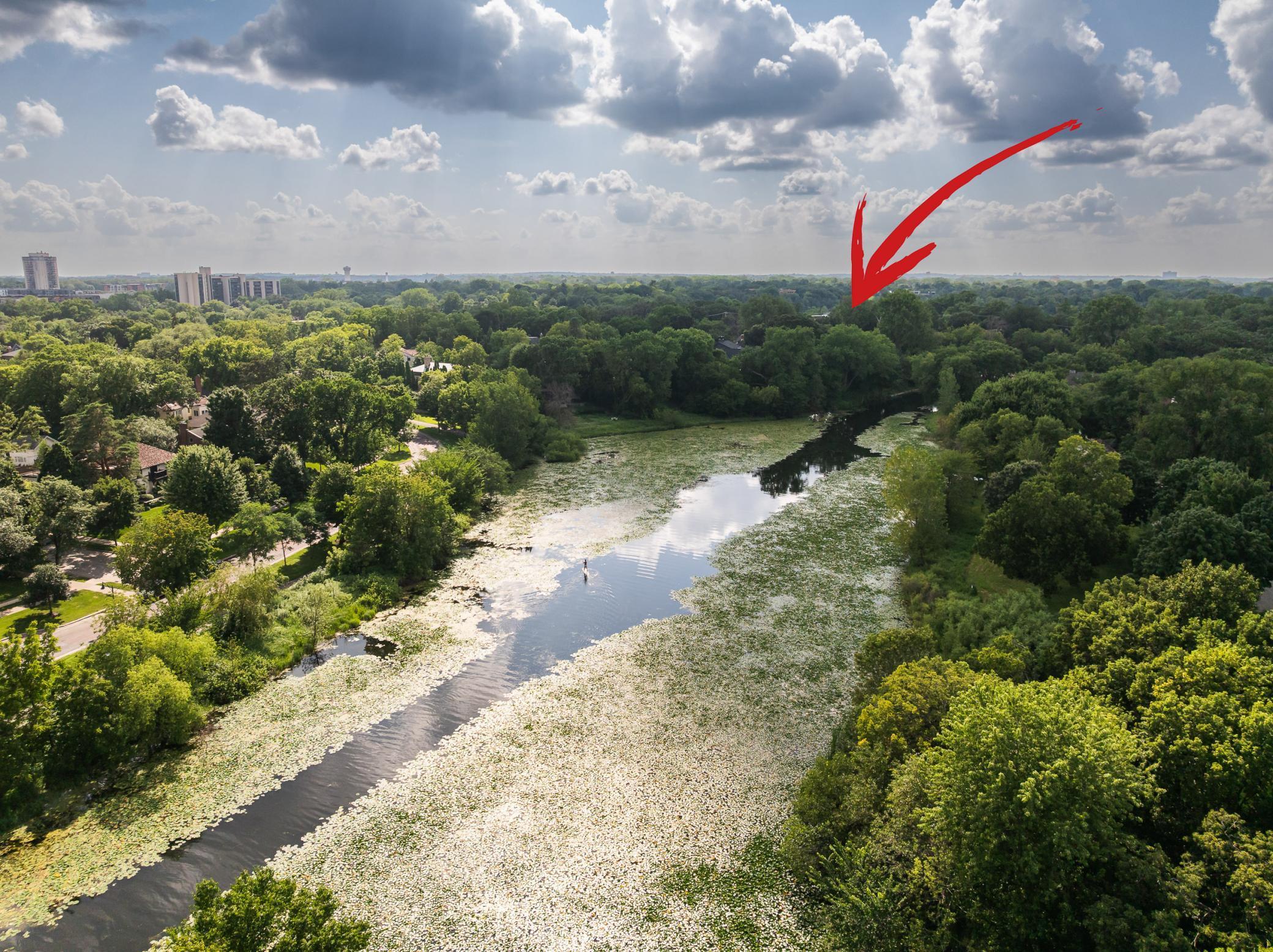 2828 Benton Boulevard