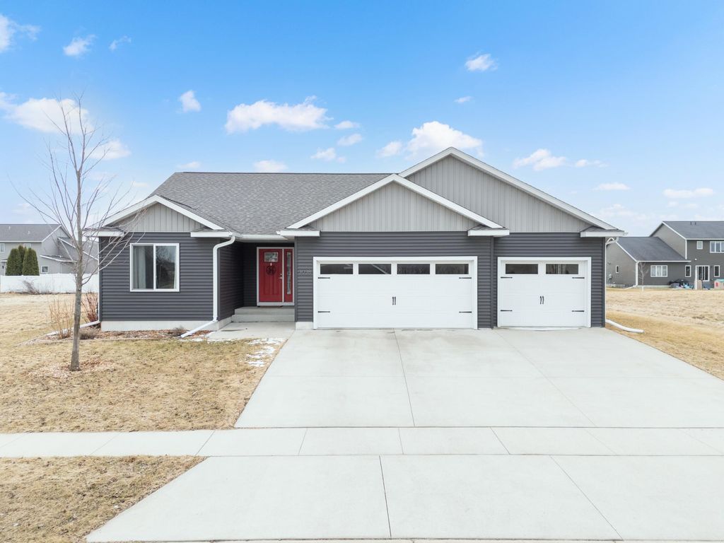 Photo of 3038 Lake Meadow Drive NW, Rochester, MN 55901 (MLS # 7011308)