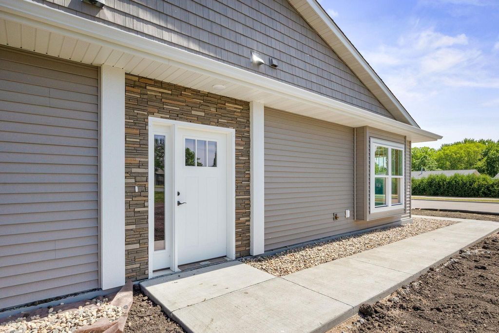 Photo of 1021 Golf Course Road NW, Hutchinson, MN 55350 (MLS # 7079362)